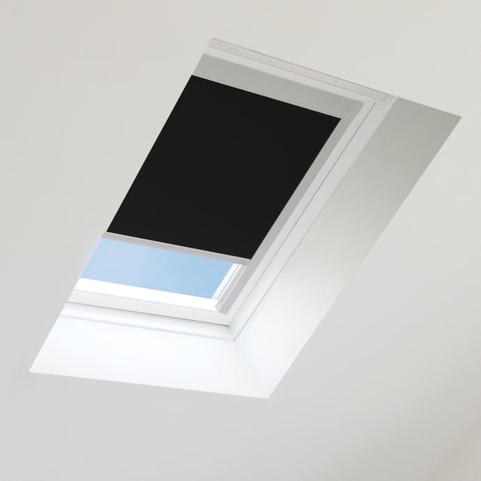 Black Blackout Blind for Velux Roof Window Size PK04 ,Silver Frames