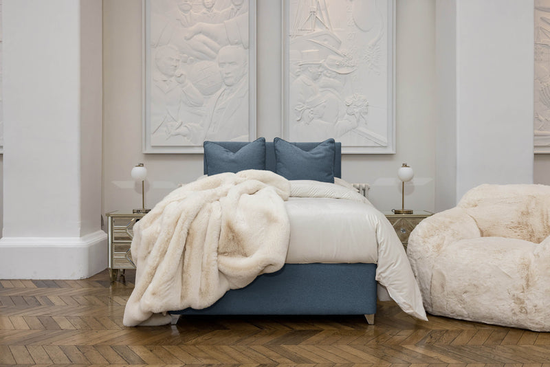 Load image into Gallery viewer, Serene Bed with Pocket Classic Mattress
