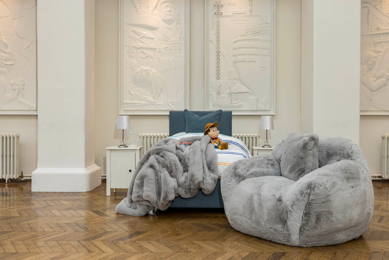 Load image into Gallery viewer, Teddy Bed with No Mattress
