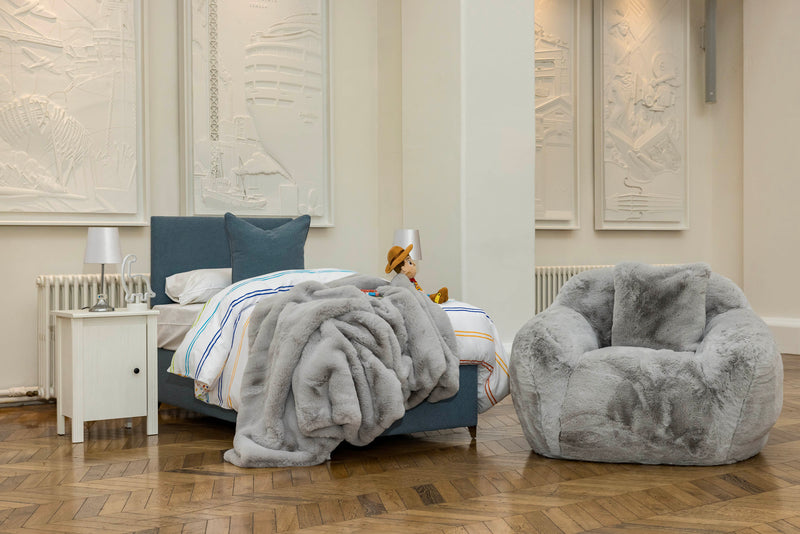 Load image into Gallery viewer, Teddy Bed with Pocket Classic Mattress
